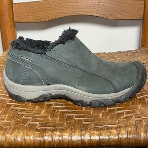 Keen Womens Brighton 200 Insulated Waterproof Slip-On Faux Fur 52024 Size 6.5